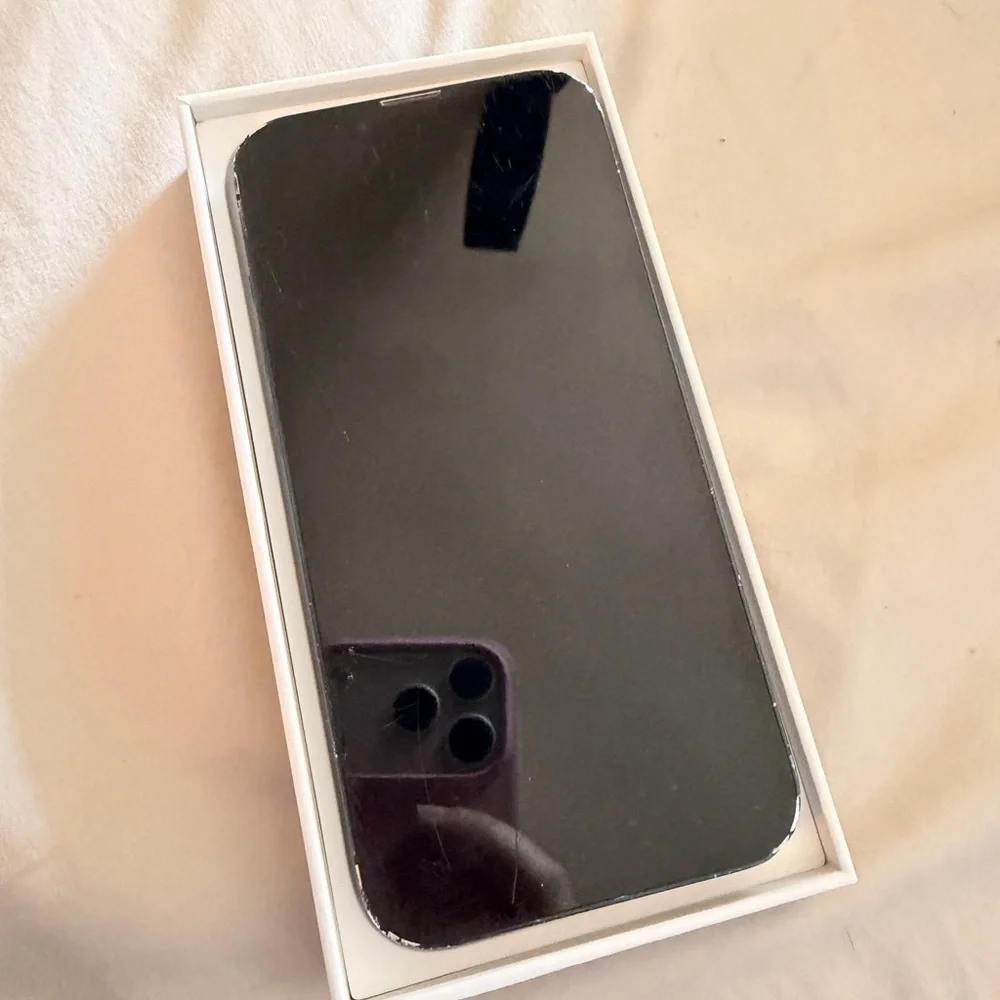 iPhone 14 - 128g